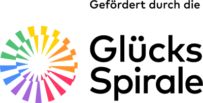 Das mit einem bunten Kreis gestaltete Förderlogo der Glücksspirale mit dem Text "Gefördert durch" für die Projektförderung der Glücksspirale für das Diakonie Hospiz Wannsee in Berlin-Wannsee.
